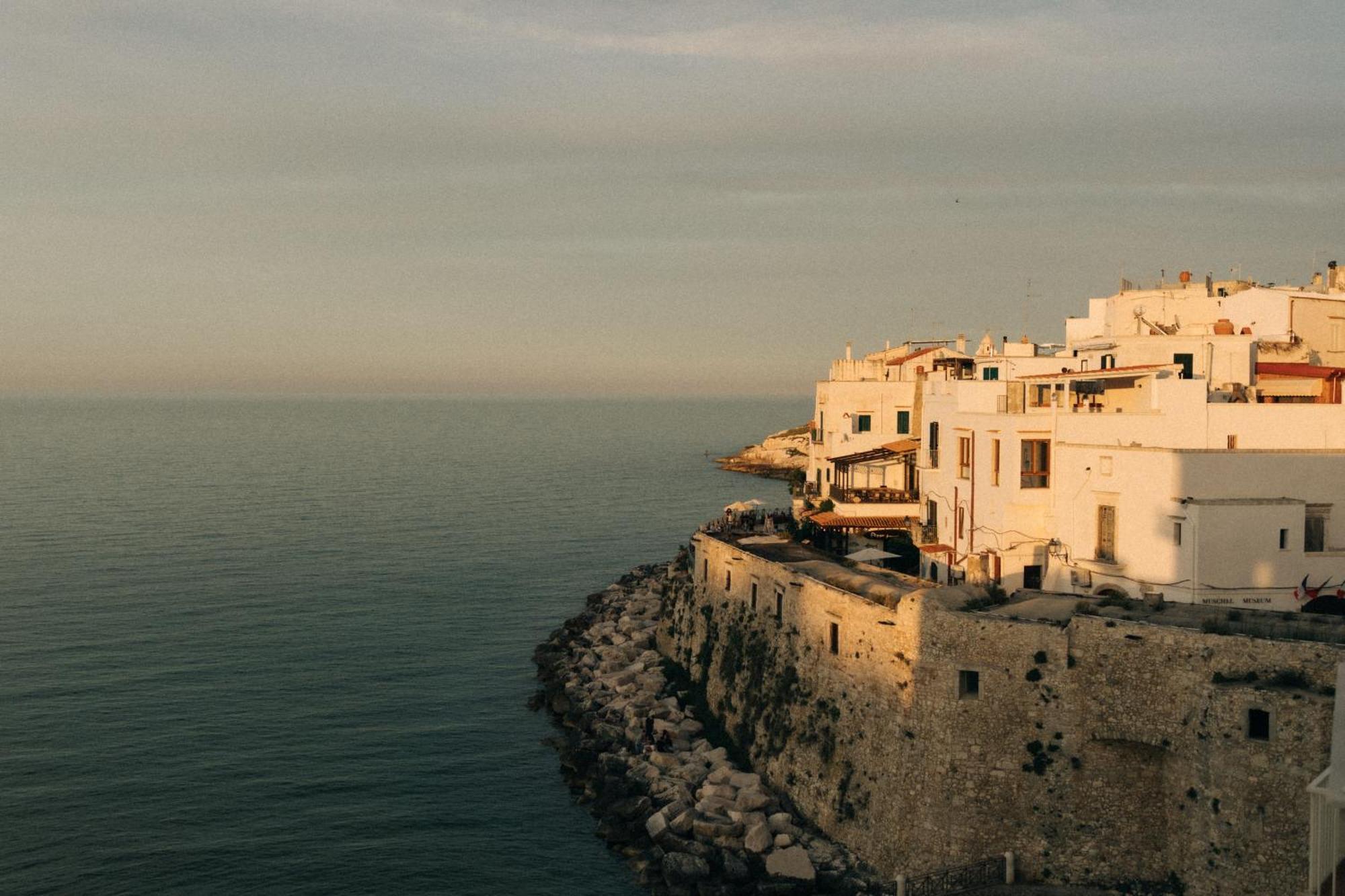 Tra Cielo E Mare Hotel Весте Екстериор снимка