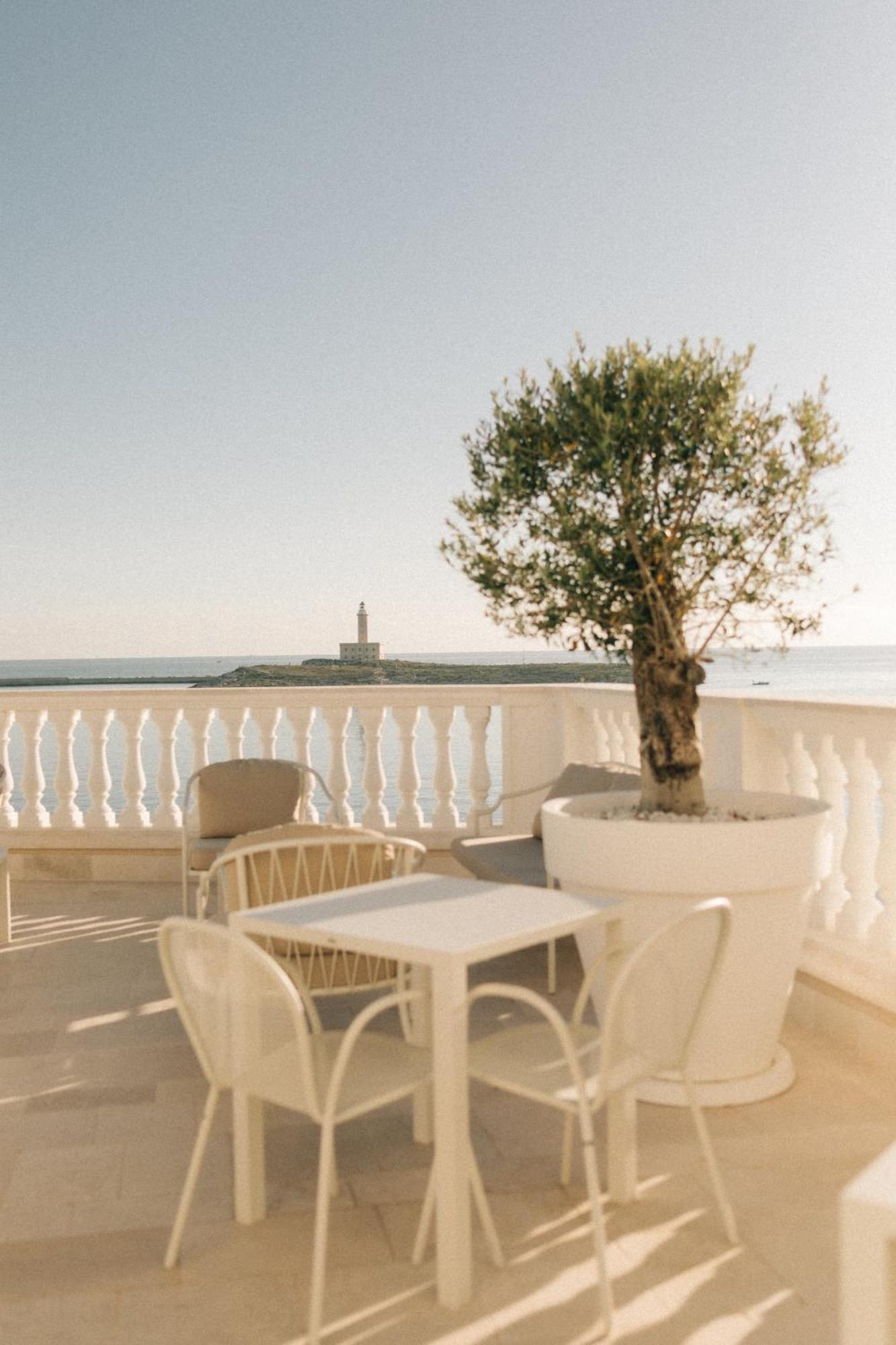 Tra Cielo E Mare Hotel Весте Екстериор снимка