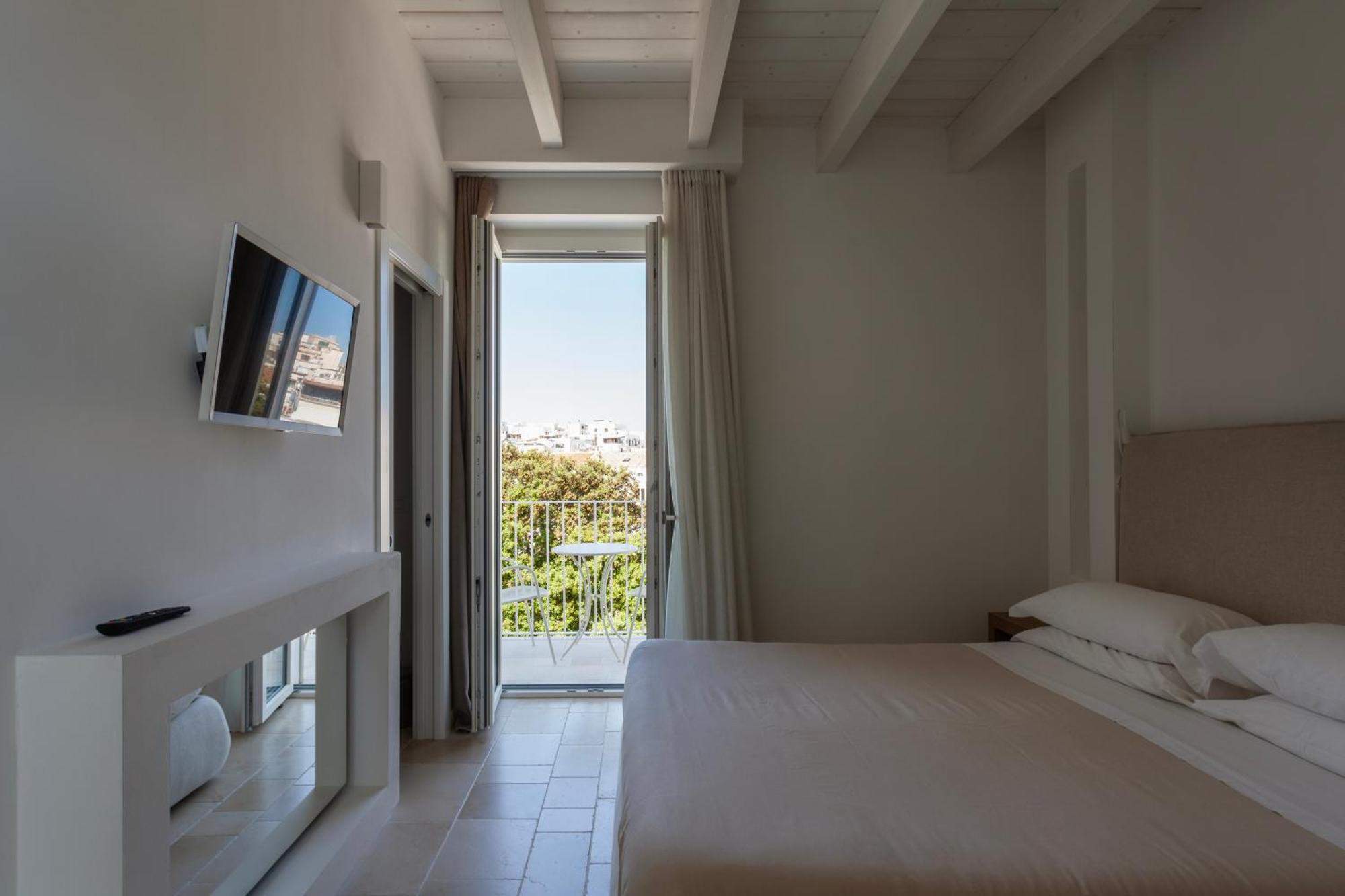 Tra Cielo E Mare Hotel Весте Екстериор снимка