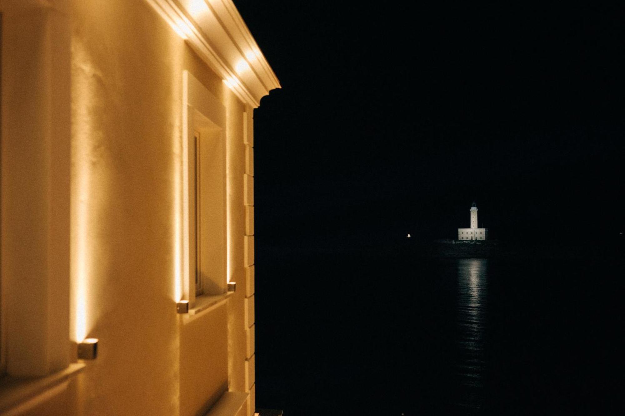 Tra Cielo E Mare Hotel Весте Екстериор снимка