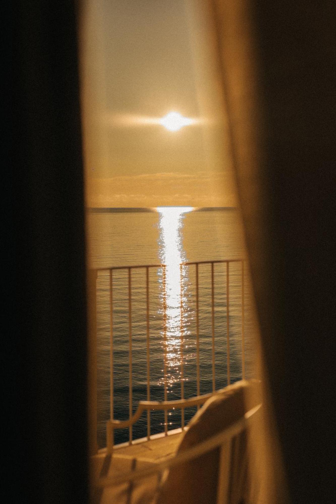 Tra Cielo E Mare Hotel Весте Екстериор снимка